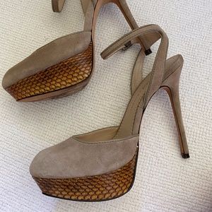 Jean-Michel Cazabat Grey Suede Heels Snake 7.5 EUC